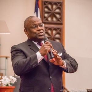 Meet your Posher, Lawrence